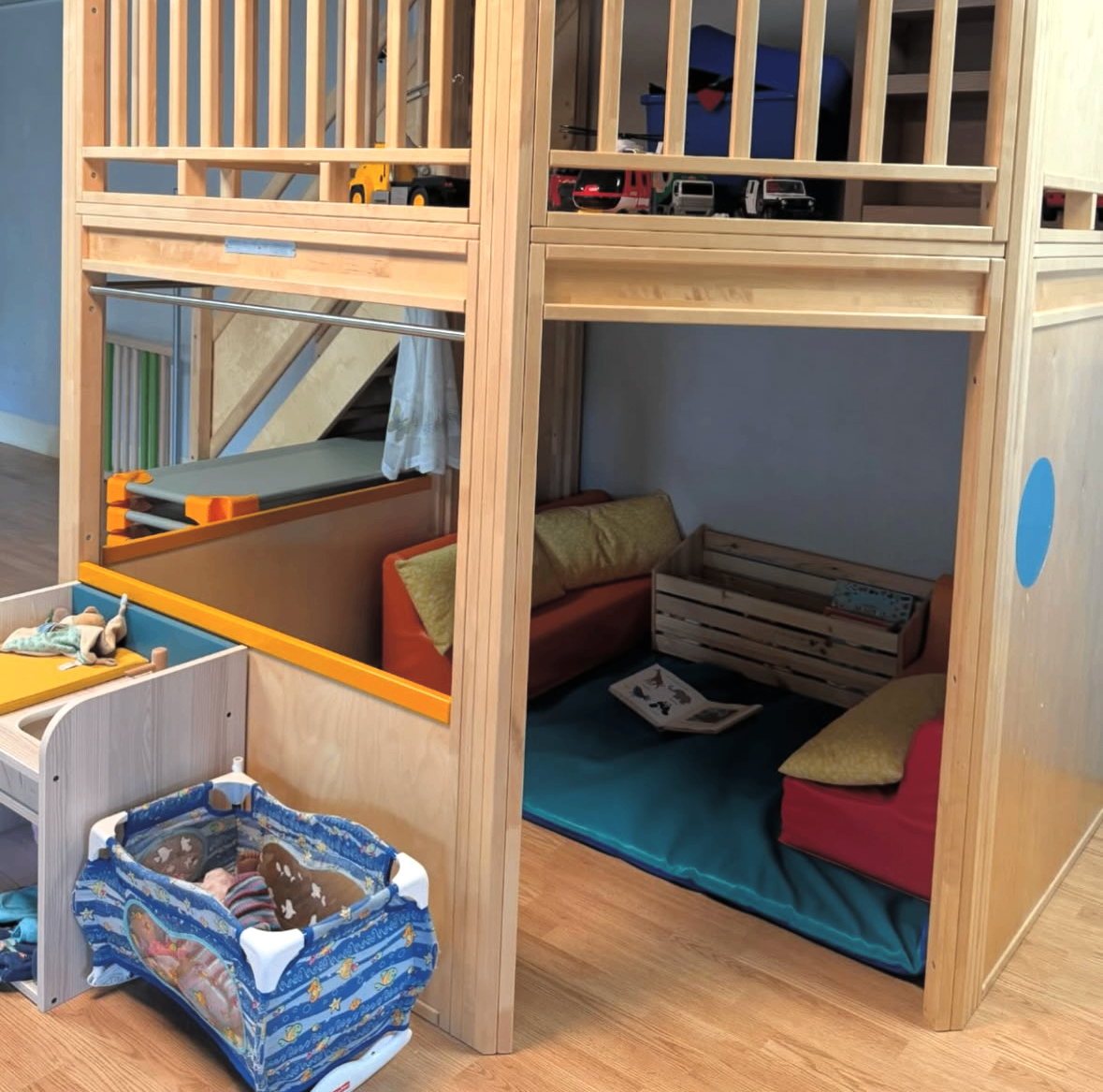 Calm nap room with soft lighting at Au Petit Bonheur bilingual nursery
